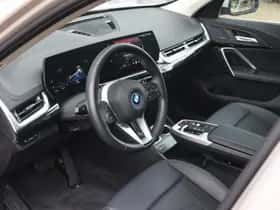 BMW iX1 (2026) thumbnail 10