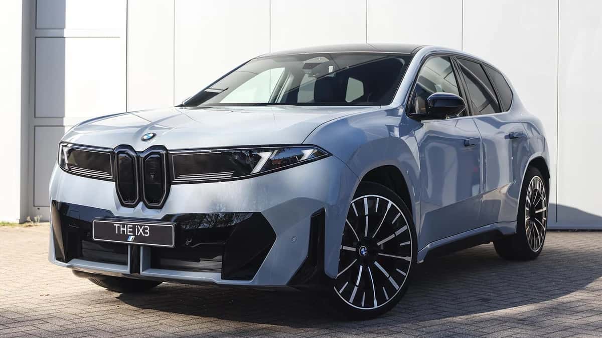 BMW iX3 (2026) — foto 1