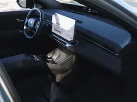 BMW iX3 (2026) thumbnail 10