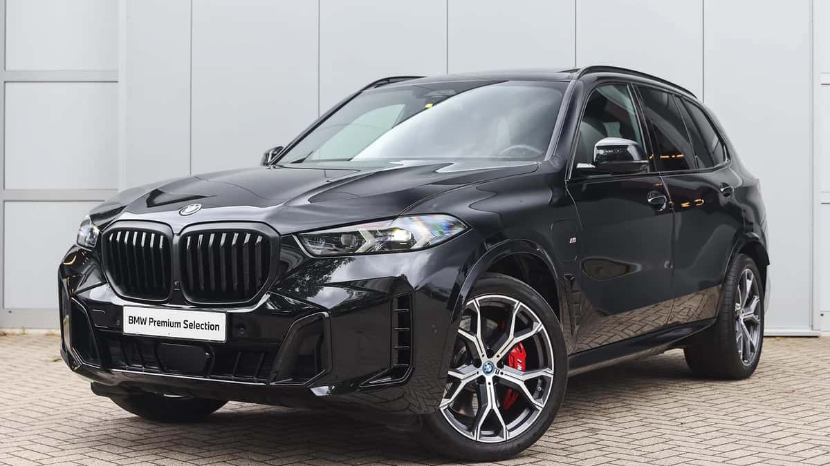 BMW X5 (2025) — foto 1