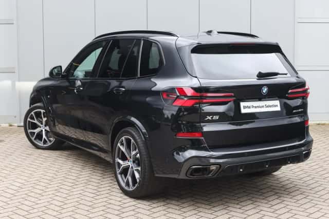 BMW X5 (2025) thumbnail 2
