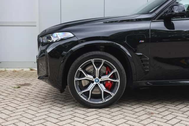 BMW X5 (2025) thumbnail 5