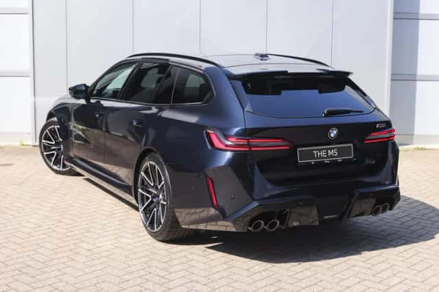 BMW M5 (2026) thumbnail 2