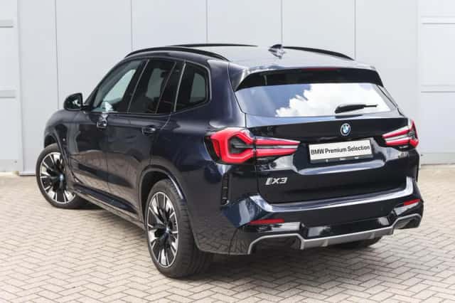 BMW iX3 (2023) thumbnail 2