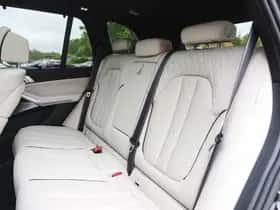 BMW X5 (2026) thumbnail 14