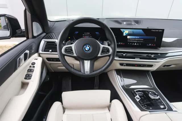 BMW X5 (2026) thumbnail 3