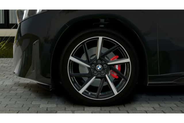 BMW iX3 (2026) thumbnail 6