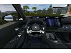 BMW iX3 (2026) thumbnail 7