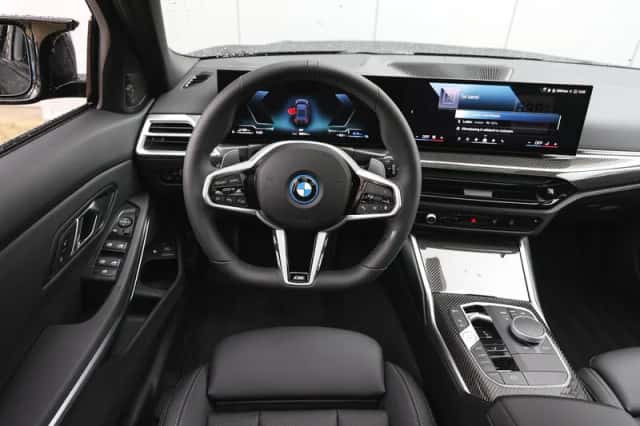 BMW 3-Serie (2024) thumbnail 3