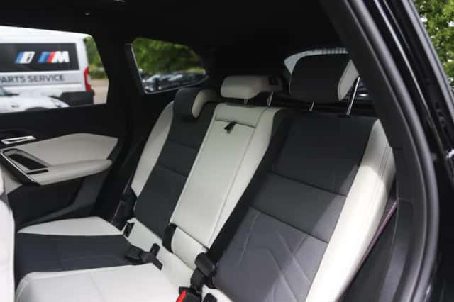BMW X1 (2025) thumbnail 6
