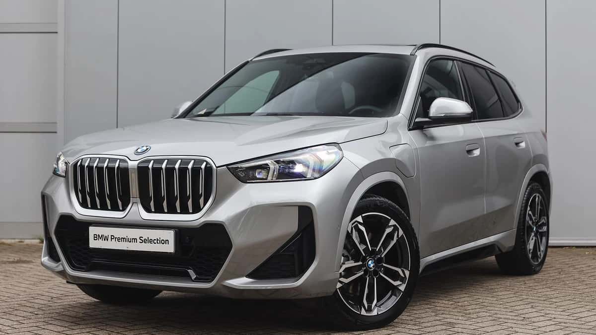 BMW X1 (2025) — foto 1