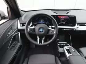BMW X1 (2025) thumbnail 3