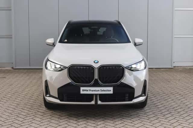BMW X3 (2025) thumbnail 5