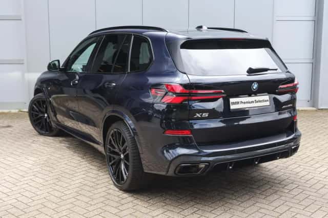 BMW X5 (2025) thumbnail 2