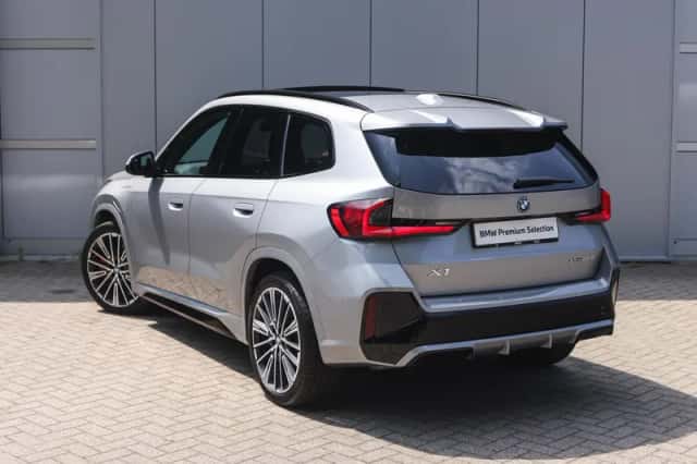 BMW X1 (2025) thumbnail 2