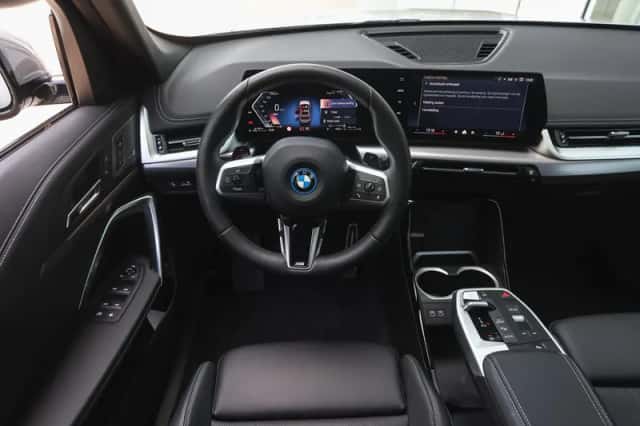 BMW X1 (2025) thumbnail 3