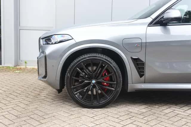 BMW X5 (2025) thumbnail 5