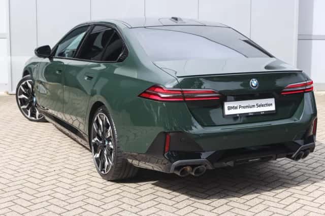 BMW 5-Serie (2024) thumbnail 2