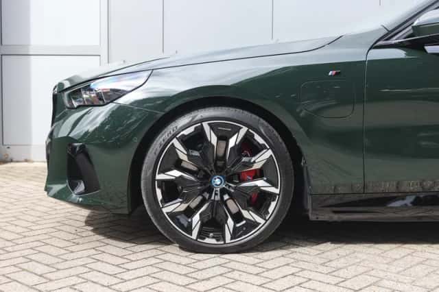 BMW 5-Serie (2024) thumbnail 4