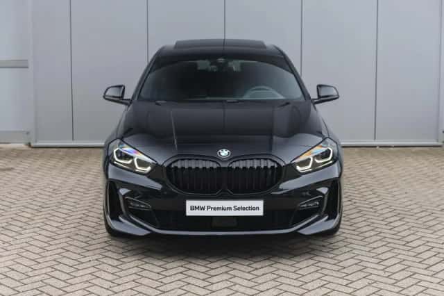 BMW 1-Serie (2024) thumbnail 6