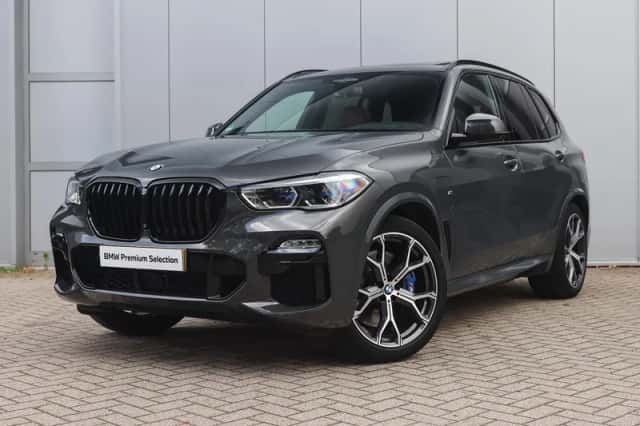 BMW X5 (2021) thumbnail 1