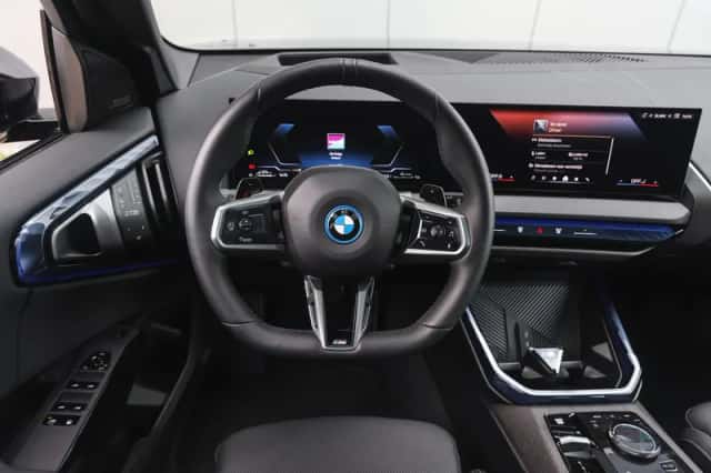 BMW X3 (2025) thumbnail 3
