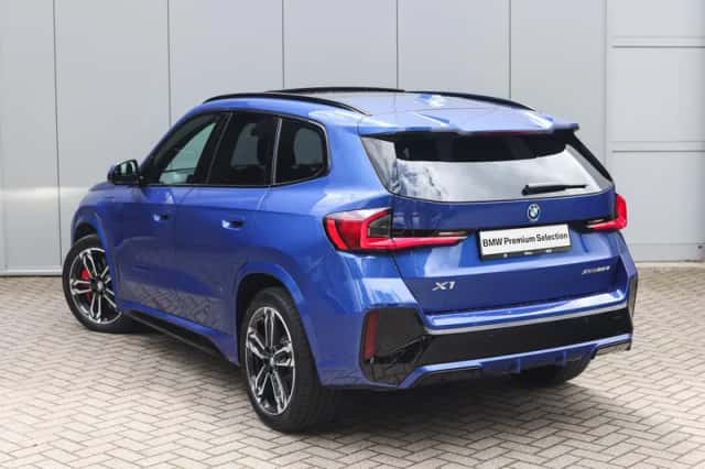 BMW X1 (2025) thumbnail 2