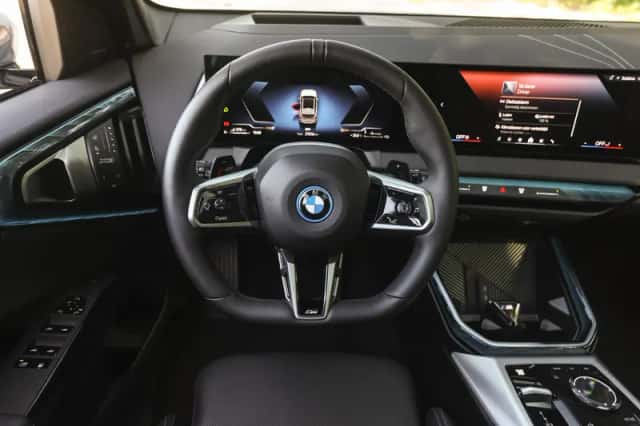 BMW X3 (2025) thumbnail 3