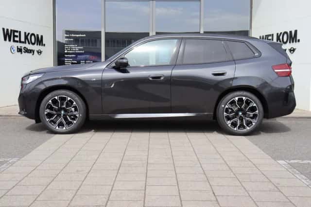 BMW X3 (2026) thumbnail 3