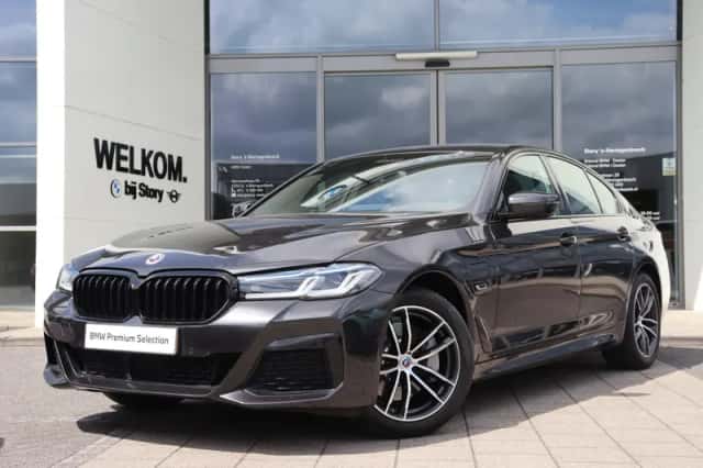 BMW 5-Serie (2023) thumbnail 1
