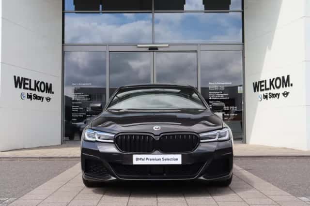 BMW 5-Serie (2023) thumbnail 3