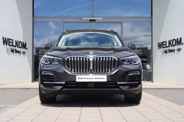 BMW X5 (2020) thumbnail 2