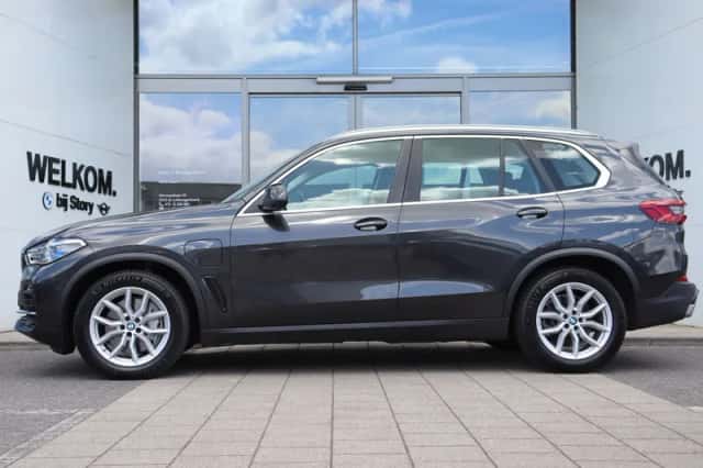 BMW X5 (2020) thumbnail 6