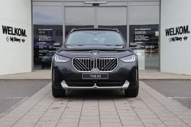 BMW X3 (2026) thumbnail 2