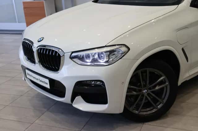 BMW X3 (2020) thumbnail 3