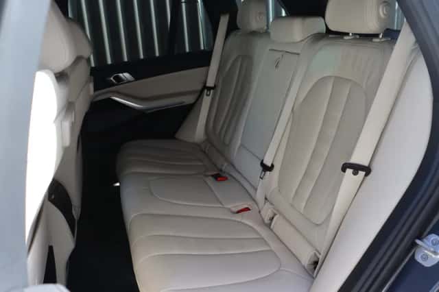 BMW X5 (2020) thumbnail 4