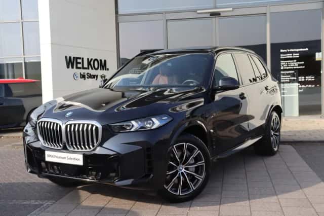 BMW X5 (2025) thumbnail 1