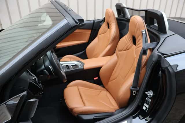 BMW Z4 (2025) thumbnail 3
