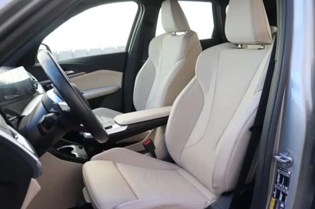 BMW X1 (2023) thumbnail 4