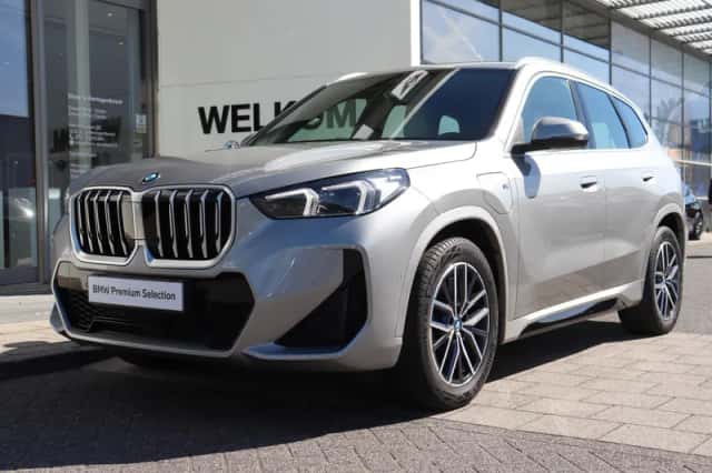 BMW X1 (2023) thumbnail 5