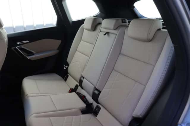 BMW X1 (2023) thumbnail 6