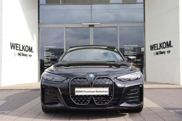 BMW i4 (2024) thumbnail 3