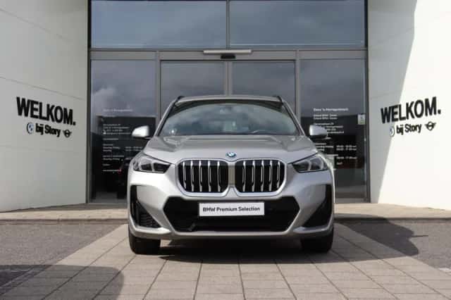 BMW X1 (2024) thumbnail 3
