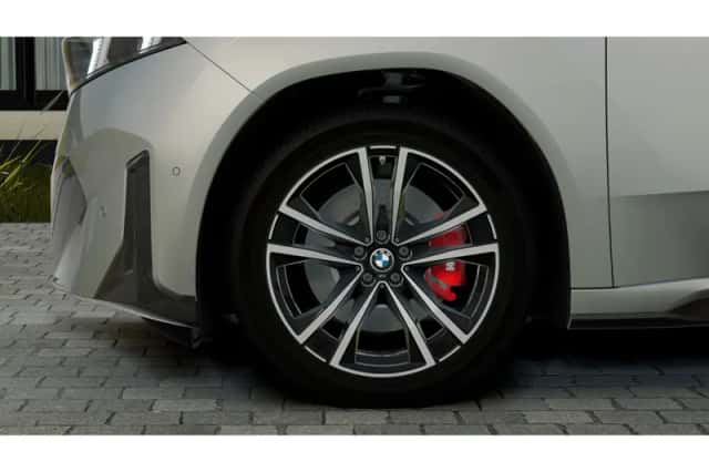 BMW iX3 (2026) thumbnail 6