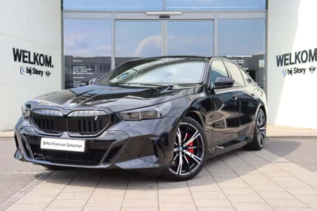 BMW i5 (2026) thumbnail 1