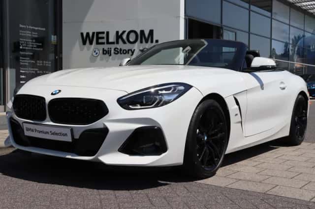 BMW Z4 (2025) thumbnail 3