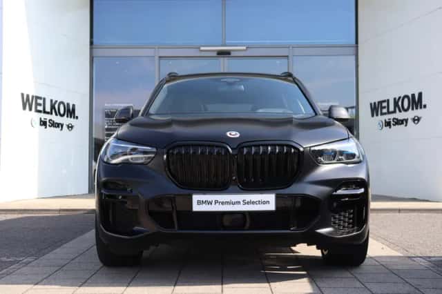 BMW X5 (2023) thumbnail 3