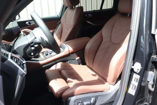 BMW X5 (2025) thumbnail 3