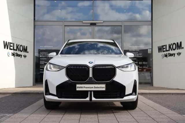 BMW X3 (2025) thumbnail 3