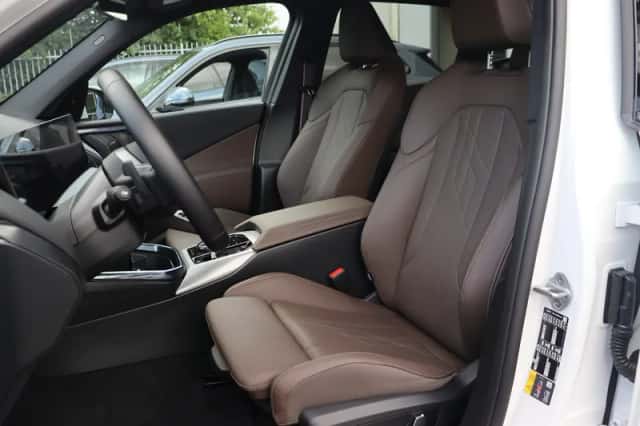 BMW X3 (2025) thumbnail 4